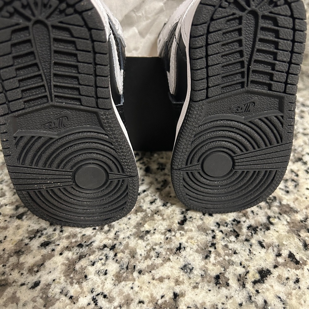Jordan 1 Retro High OG (TD) - Black/White-White NIB. Never even tried on. - Picture 7 of 11